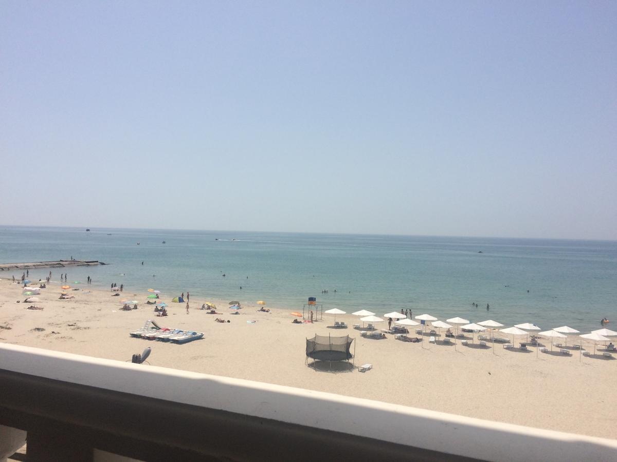 Olimp Hotel Zaliznij Port Kültér fotó